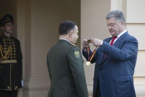 Petro Poroshenko and Stepan Poltorak