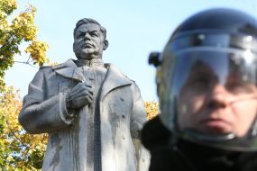 Пам'ятник Миколі Ватутіну