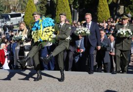 Flower laying ceremony