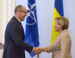 Andriy Parubiy and Rasa Yuknavichiene