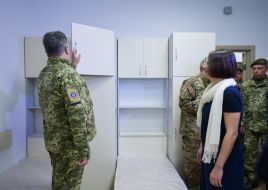 Petro Poroshenko in a hostel for the military