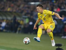 Евгений Коноплянка