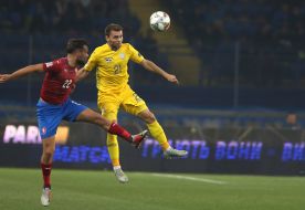 Игровой момент матча