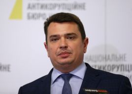 Артем Сытник  