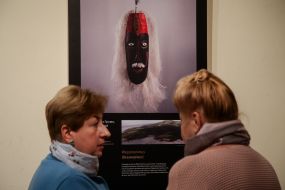 Information exhibition "Evolution: masks of the Torres Strait in photopan"