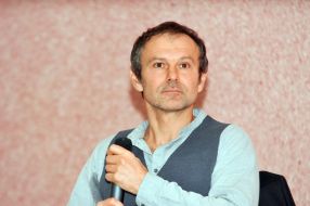Svyatoslav Vakarchuk