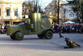 Historical reconstruction of the battle "For Town Hall"