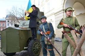 Reenactors in the uniform of the Galician army