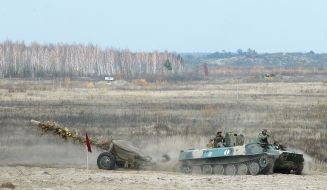 Tactical training using artillery units in combat