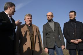 Арсений Яценюк и Владимир Омелян