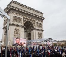 Тріумфальна арка в Парижі