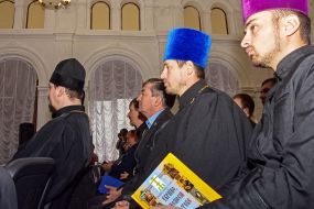 Священнослужители