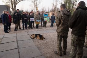 Волонтеры посетили десантников