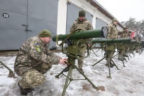 Servicemen near anti-tank complexes "Stugna-P" and "Corsar"