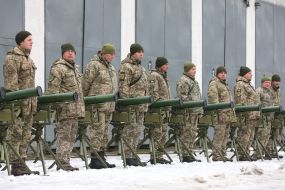 Servicemen near anti-tank complexes "Stugna-P" and "Corsar"