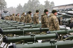 Servicemen near anti-tank complexes "Stugna-P"