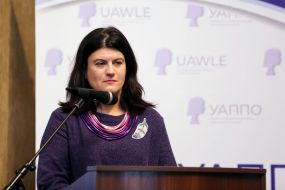 Лариса Денисенко