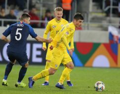 Игровой момент матча