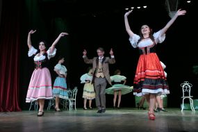 Оперетта Ярослава Барнича «Шарика»