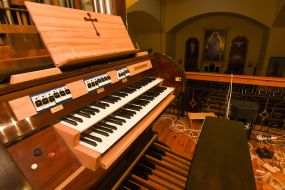 Organ in Zaporozhye Temple