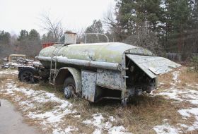 The gas tank is thrown out