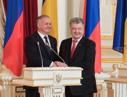 Andrei Kisk and  Petro Poroshenko