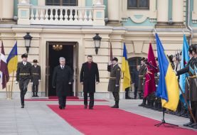 Petro Poroshenko and Raimonds Vejonis