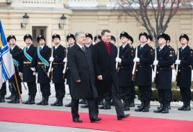 Petro Poroshenko and Raimonds Vejonis