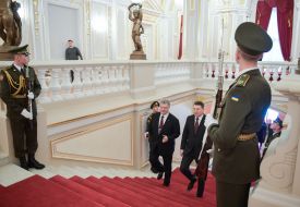 Petro Poroshenko and Raimonds Vejonis