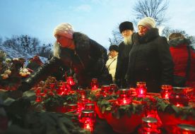 People put lit lamps