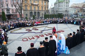 The action "Light a candle of memory" in Lviv