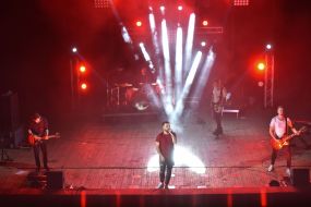 Bez obmezhen band