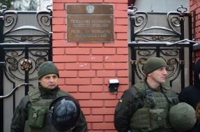 Law enforcers near the Russian Embassy