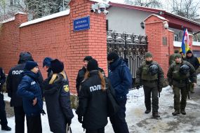 Law enforcers near the Russian Embassy