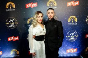 Alyosha (Elena Kucher) and Taras Topolya