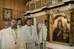 Clerics near the icon