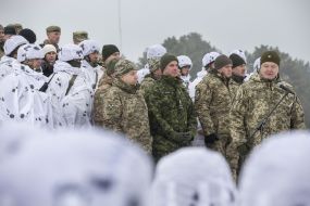 Президент посетил военные учения в Черниговской области