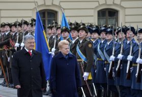 Dalia Grybauskaite and Petro Poroshenko