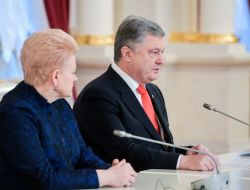 Dalia Grybauskaite and Petro Poroshenko