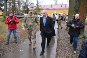 Рональд  Джонсон