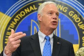 Рональд  Джонсон