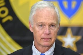 Рональд  Джонсон