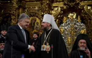 Petr Poroshenko, Metropolitan Epiphanius and Metropolitan Emmanuel