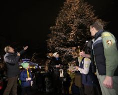 Пластуны передали Андрею Садовому Вифлеемский огонь мира