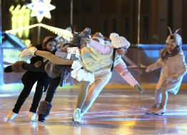Ice-fire show