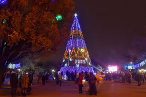 The main Christmas tree in Zaporozhye