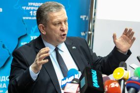 Андрей Рева