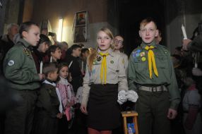 Plasta members hold the Bethlehem Fire of Peace