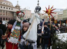Procession stargazers in Lviv