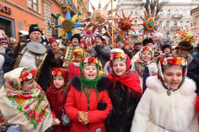 Procession stargazers in Lviv